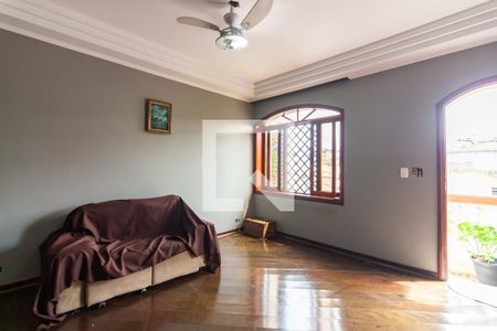 Sala  de casa à venda com 4 quartos, 179m² em Jardim Roberto, Osasco