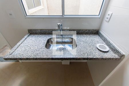 Cozinha de apartamento à venda com 2 quartos, 46m² em Vila Alpina, São Paulo