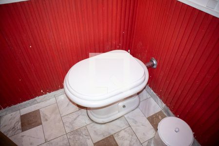 Casa à venda com 340m², 3 quartos e 4 vagasLavabo