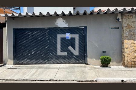 Casa à venda com 340m², 3 quartos e 4 vagasFachada