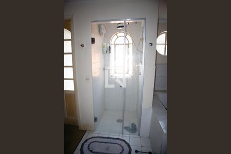 Casa à venda com 340m², 3 quartos e 4 vagasBanheiro do Quarto 1