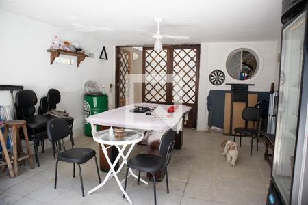 Casa à venda com 340m², 3 quartos e 4 vagasÁrea comum - Churrasqueira