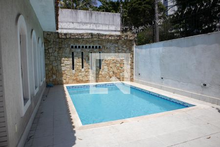 Casa à venda com 340m², 3 quartos e 4 vagasÁrea comum - Piscina