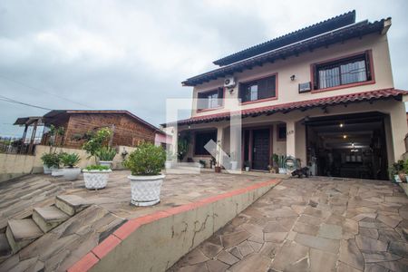 Casa à venda com 238m², 4 quartos e 2 vagasFachada