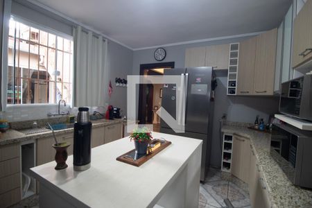 Casa à venda com 238m², 4 quartos e 2 vagasCozinha