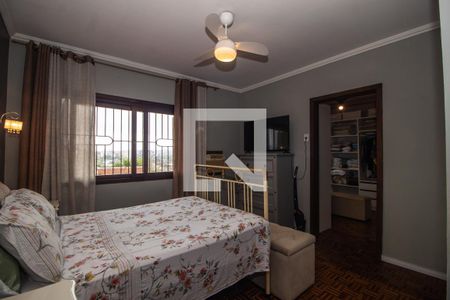 Casa à venda com 238m², 4 quartos e 2 vagasSuite