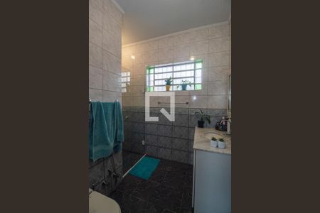 Casa à venda com 238m², 4 quartos e 2 vagasBanheiro da Suíte