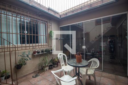 Casa à venda com 238m², 4 quartos e 2 vagasÁrea comum