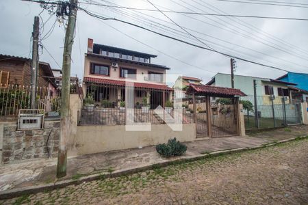 Casa à venda com 238m², 4 quartos e 2 vagasFachada