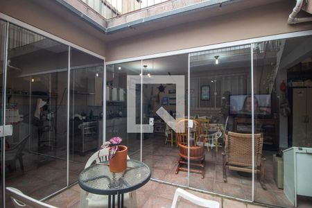 Casa à venda com 238m², 4 quartos e 2 vagasÁrea comum