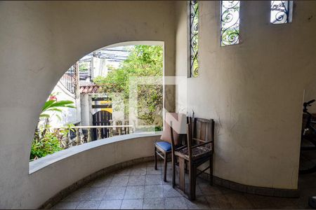 Quarto de casa à venda com 5 quartos, 120m² em Santa Rosa, Niterói