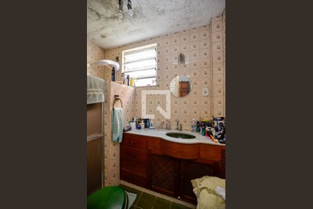 Casa à venda com 120m², 5 quartos e 3 vagas Casa à venda com 120m², 5 quartos e 3 vagasBanheiro da Suíte