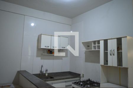 Cozinha de casa para alugar com 0 quarto, 35m² em Jardim Balneario, Contagem