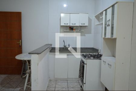 Cozinha de casa para alugar com 0 quarto, 35m² em Jardim Balneario, Contagem