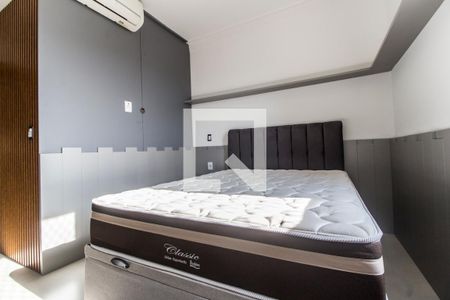 Apartamento à venda com 200m², 3 quartos e 2 vagas Apartamento à venda com 200m², 3 quartos e 2 vagasSuíte 1