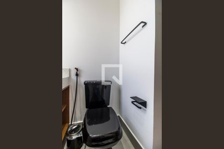 Apartamento à venda com 200m², 3 quartos e 2 vagas Apartamento à venda com 200m², 3 quartos e 2 vagasBanheiro da Suíte 2