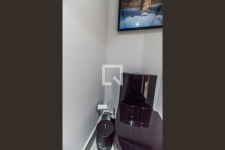 Apartamento à venda com 200m², 3 quartos e 2 vagas Apartamento à venda com 200m², 3 quartos e 2 vagasLavabo