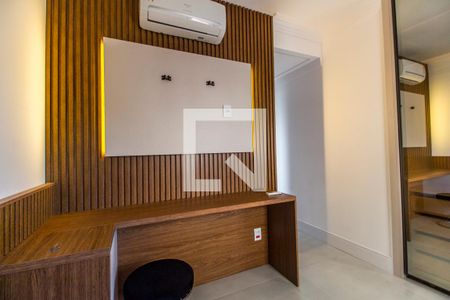 Apartamento à venda com 200m², 3 quartos e 2 vagas Apartamento à venda com 200m², 3 quartos e 2 vagasSuíte 2