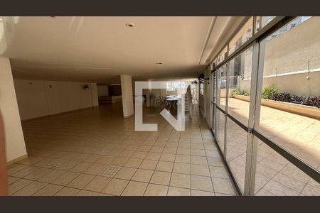 Apartamento para alugar com 100m², 2 quartos e 2 vagasÁrea comum - Salão de festas