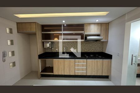 Apartamento para alugar com 100m², 2 quartos e 2 vagasCozinha