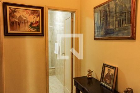 Apartamento à venda com 100m², 2 quartos e sem vagaHall de acesso aos quartos