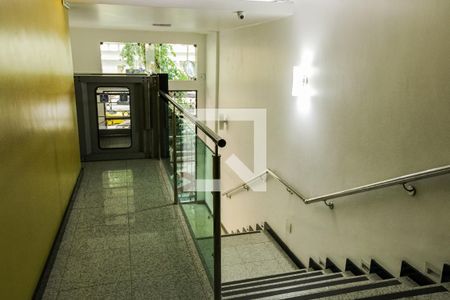 Apartamento à venda com 100m², 2 quartos e sem vagaHall de entrada