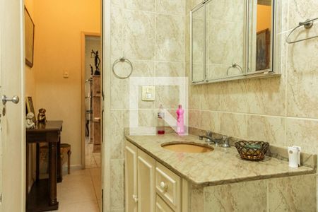 Apartamento à venda com 100m², 2 quartos e sem vagaBanheiro Social