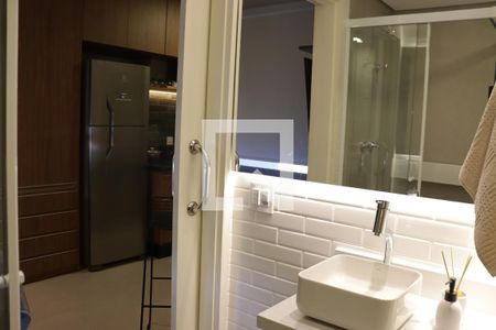 Banheiro de kitnet/studio para alugar com 1 quarto, 18m² em Perdizes, São Paulo