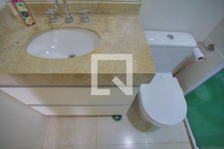 Apartamento para alugar com 65m², 2 quartos e 1 vagaBanheiro do Corredor