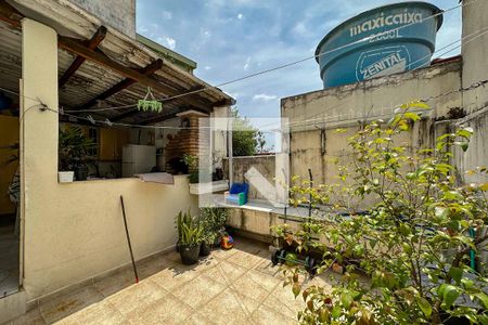 Casa para alugar com 240m², 3 quartos e 2 vagasQuintal