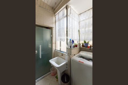 Apartamento à venda com 99m², 3 quartos e 1 vagaÁrea de Serviço