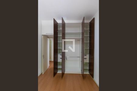 Apartamento à venda com 104m², 3 quartos e 1 vagaQuarto 02- Armário