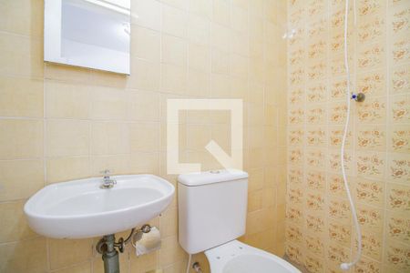 Casa à venda com 138m², 3 quartos e 2 vagasBanheiro da Sala de TV