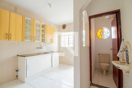 Casa à venda com 138m², 3 quartos e 2 vagasCozinha