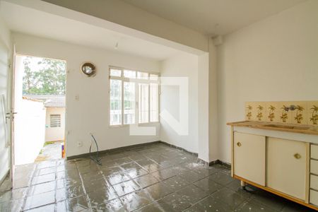 Casa à venda com 138m², 3 quartos e 2 vagasSala de TV