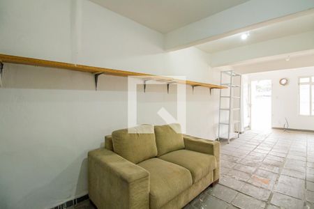 Casa à venda com 138m², 3 quartos e 2 vagasSala de TV