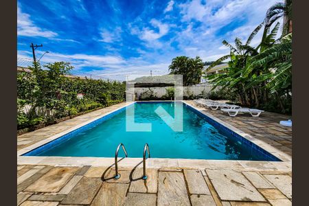 Apartamento para alugar com 120m², 4 quartos e 1 vagaÁrea comum - Piscina