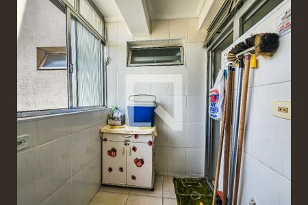 Apartamento para alugar com 120m², 4 quartos e 1 vagaÁrea de Serviço