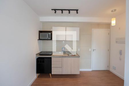 Cozinha de apartamento para alugar com 1 quarto, 26m² em Bela Vista, São Paulo