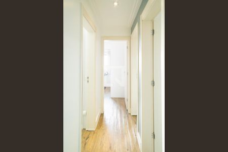 Apartamento à venda com 106m², 3 quartos e 2 vagasCorredor - Quartos 