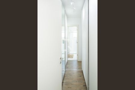 Apartamento à venda com 106m², 3 quartos e 2 vagasCloset - Suíte 