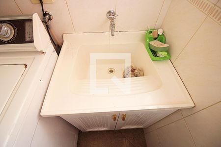 Apartamento para alugar com 56m², 2 quartos e 1 vagaÁrea de Serviço