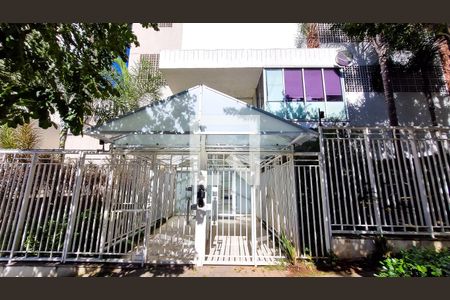 Apartamento para alugar com 96m², 2 quartos e 3 vagasFachada