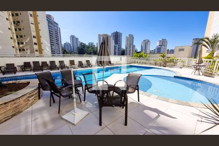 Apartamento para alugar com 96m², 2 quartos e 3 vagasÁrea comum - Piscina