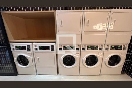 Studio para alugar com 25m², 1 quarto e sem vaga Studio para alugar com 25m², 1 quarto e sem vagaLavanderia