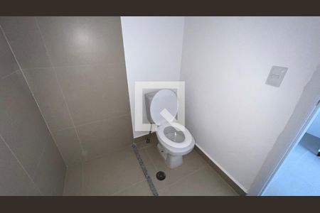 Studio para alugar com 25m², 1 quarto e sem vaga Studio para alugar com 25m², 1 quarto e sem vagaBanheiro