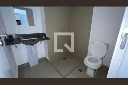 Studio para alugar com 25m², 1 quarto e sem vaga Studio para alugar com 25m², 1 quarto e sem vagaBanheiro