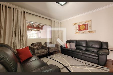 Sala de casa à venda com 5 quartos, 242m² em Vila Pinheirinho, Santo André