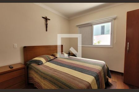 Suíte de casa à venda com 5 quartos, 242m² em Vila Pinheirinho, Santo André