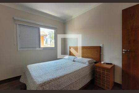 Casa à venda com 242m², 5 quartos e 4 vagasSuíte  2